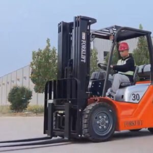 3 Ton LPG Forklift 4 Wheel for Outdoor & Warehouse Use