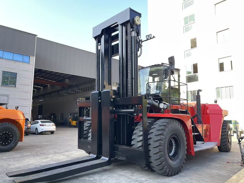 50 Ton Forklift