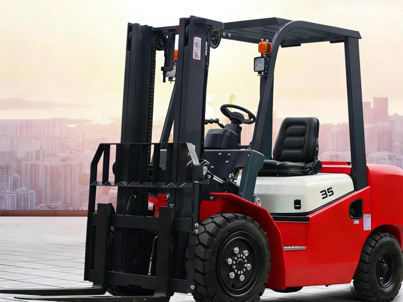 CPC35 3.5 Ton 4 Wheel Diesel Forklift for Heavy Duty Industrial Use