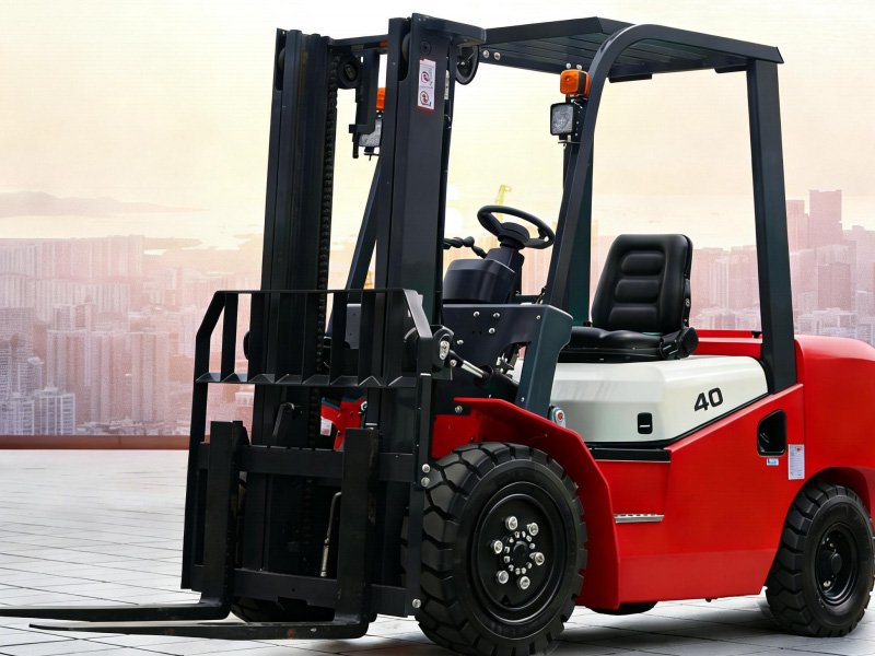 CPC40 4 Ton 4 Wheel Diesel Forklift for Heavy Duty Outdoor Handling
