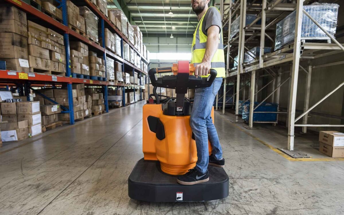 Electric Pallet Jack Buying Guide: What to Look for Before You Buy
