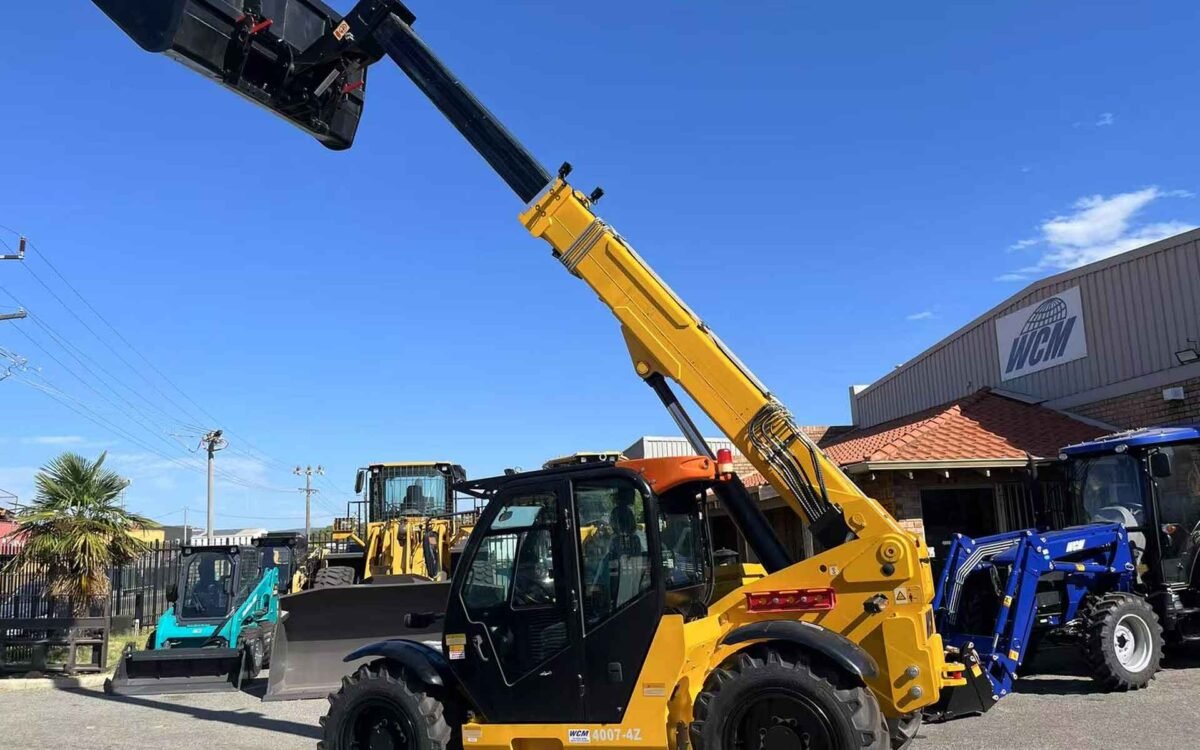 Telehandler Forklift: What It Is and How It Works in Real Job Sites