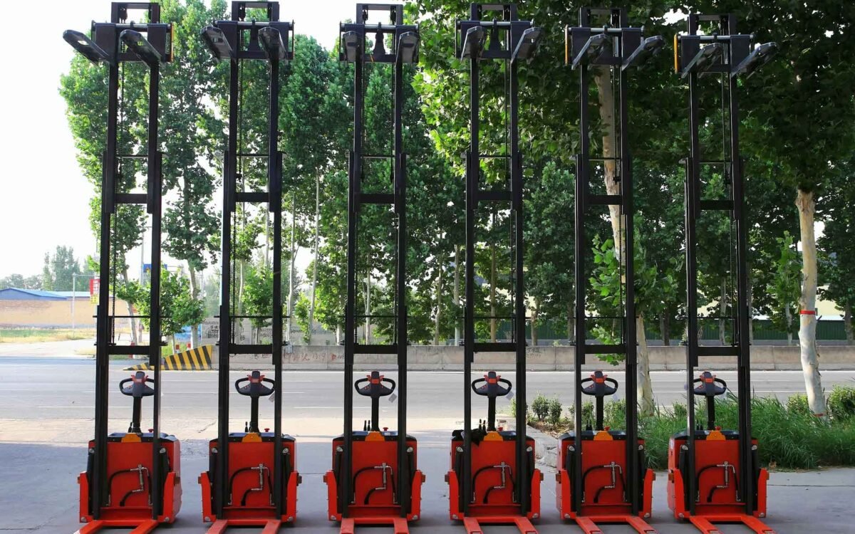 What is a Stacker? A Beginner’s Guide to Pallet Stackers