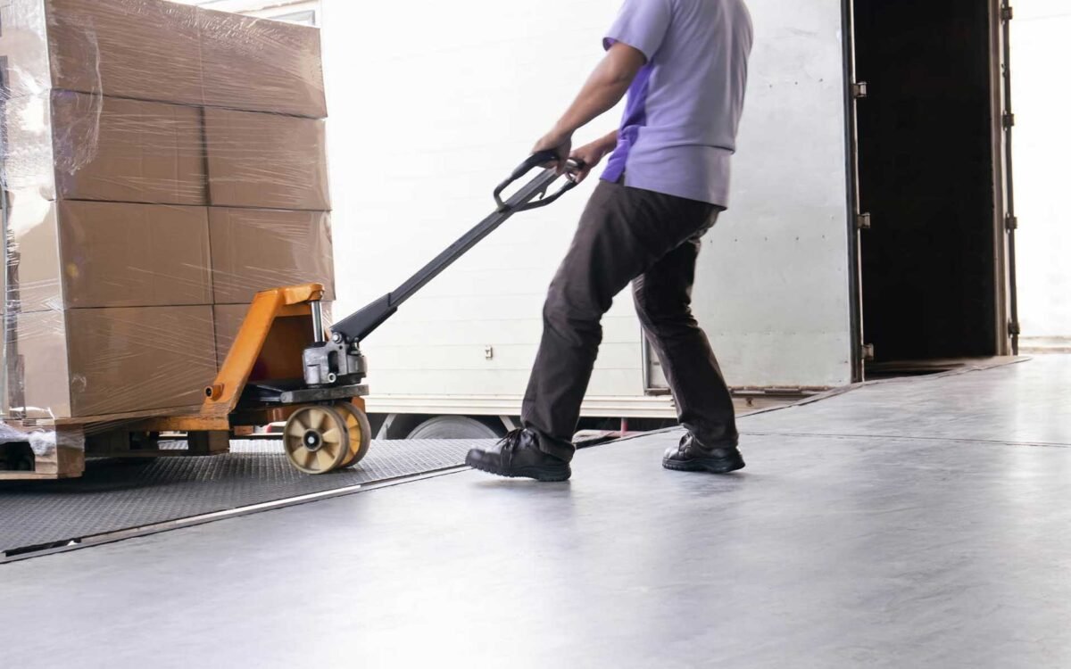 How to Move or Lift a Pallet Without a Forklift (Safe & Practical Methods)
